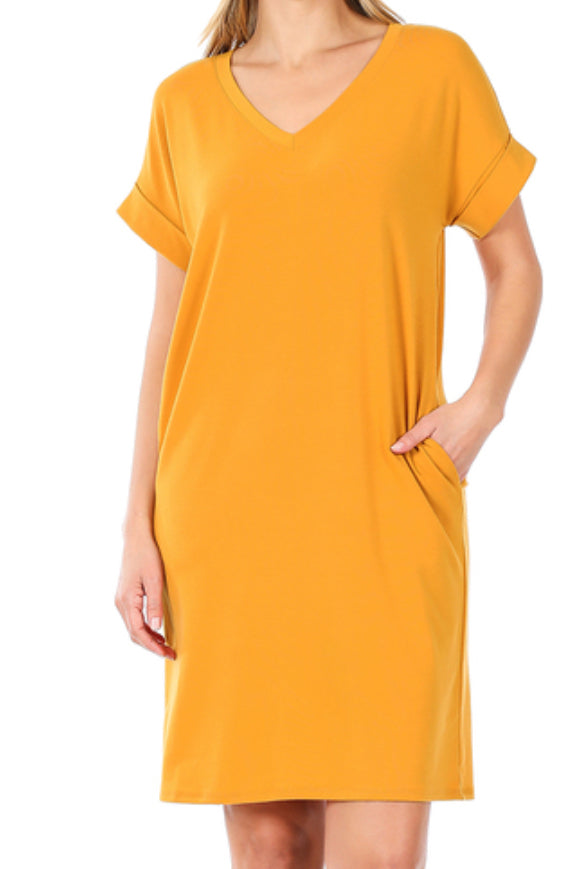 Essential V neck dress